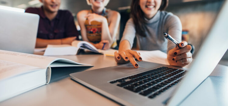 ¿Cómo crear un ambiente saludable en el trabajo?